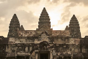 Faits saillants d’Angkor et excursion privée d’une journée au lever du soleil en tuk tuk